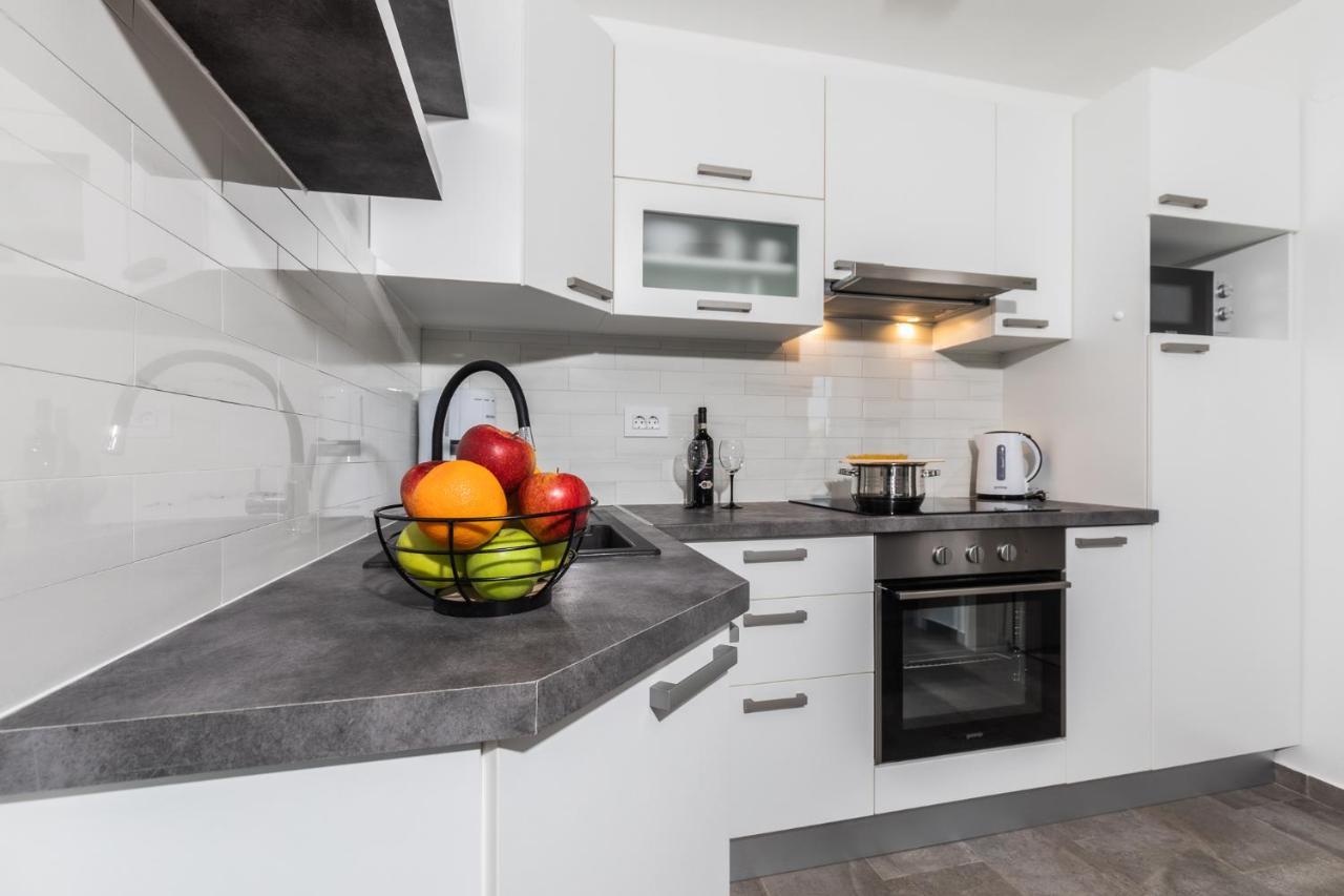 Apartman Bura Punat Exterior foto